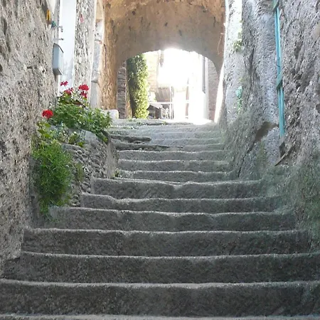 Casa Romantica -terrace 40sqm, Wonderful View Daire Dervio