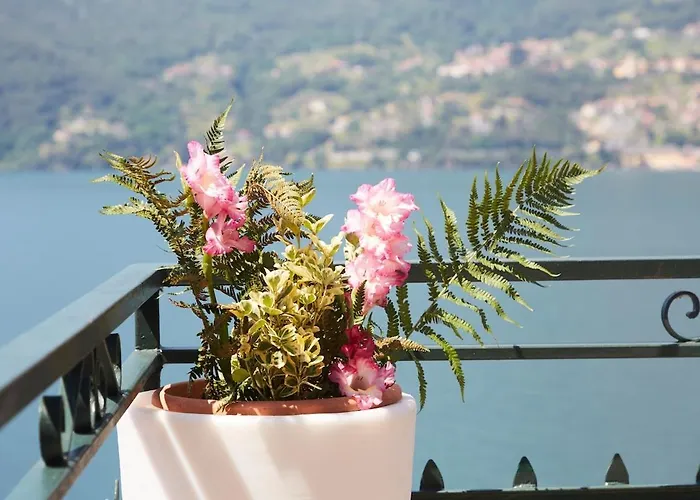 Casa Romantica -terrace 40sqm, Wonderful View Apartamento Dervio
